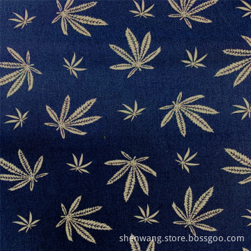 Tecido para blusa bengalina de folhas estampadas em azul real